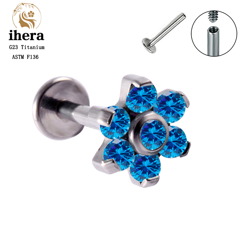 Orecchini a perno con fiore in - Body Jewelry Labret recensione e prezzo
